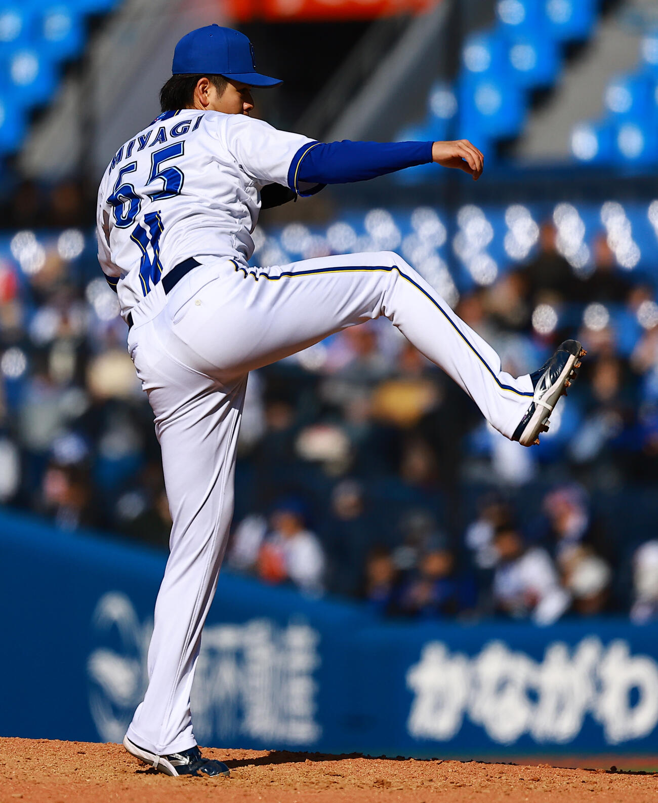 DeNA対広島　力投するDeNA宮城（撮影・野上伸悟）