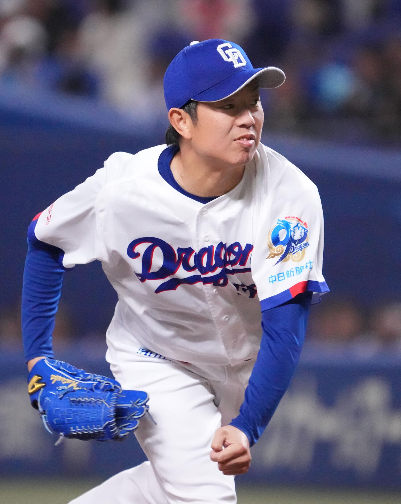 中日対楽天　1回表、登板する中日先発の松葉（撮影・森本幸一）