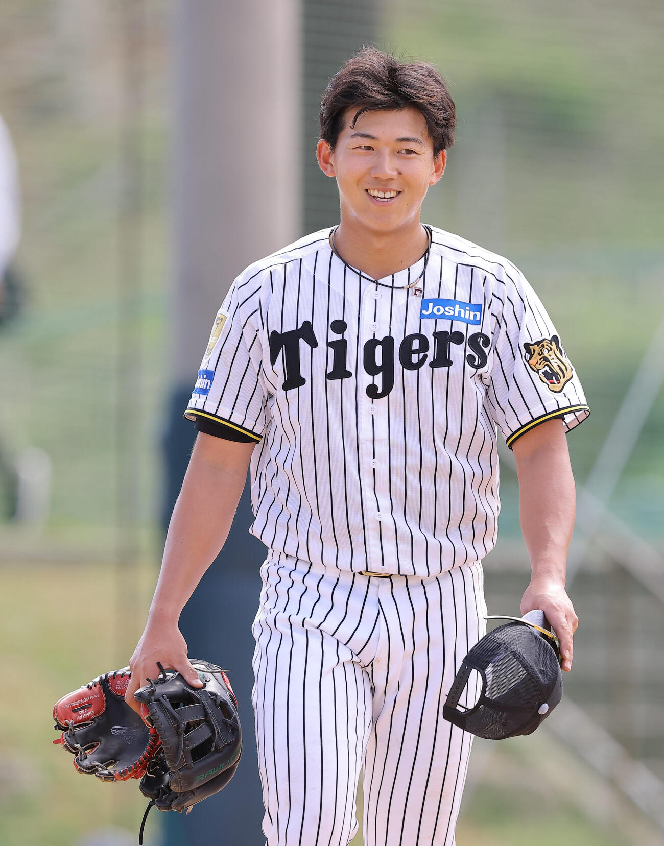 笑顔の阪神立石正広（2026年2月撮影）