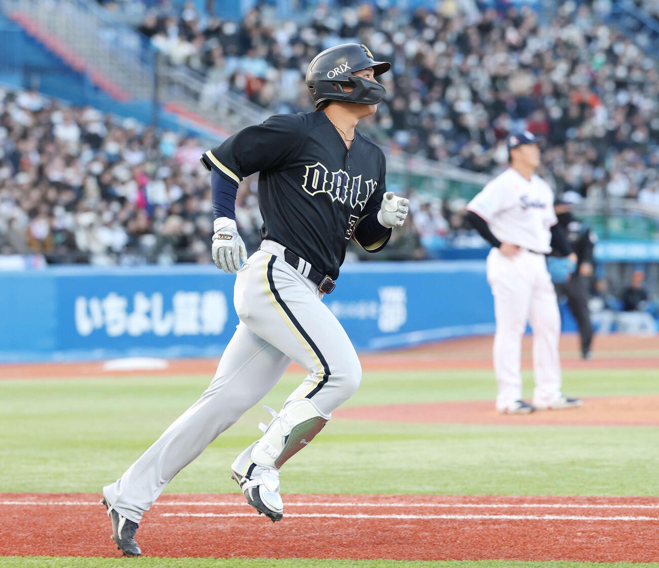 ヤクルト対オリックス　7回表オリックス無死、右越えソロ本塁打を放った横山聖（撮影・宮地輝）