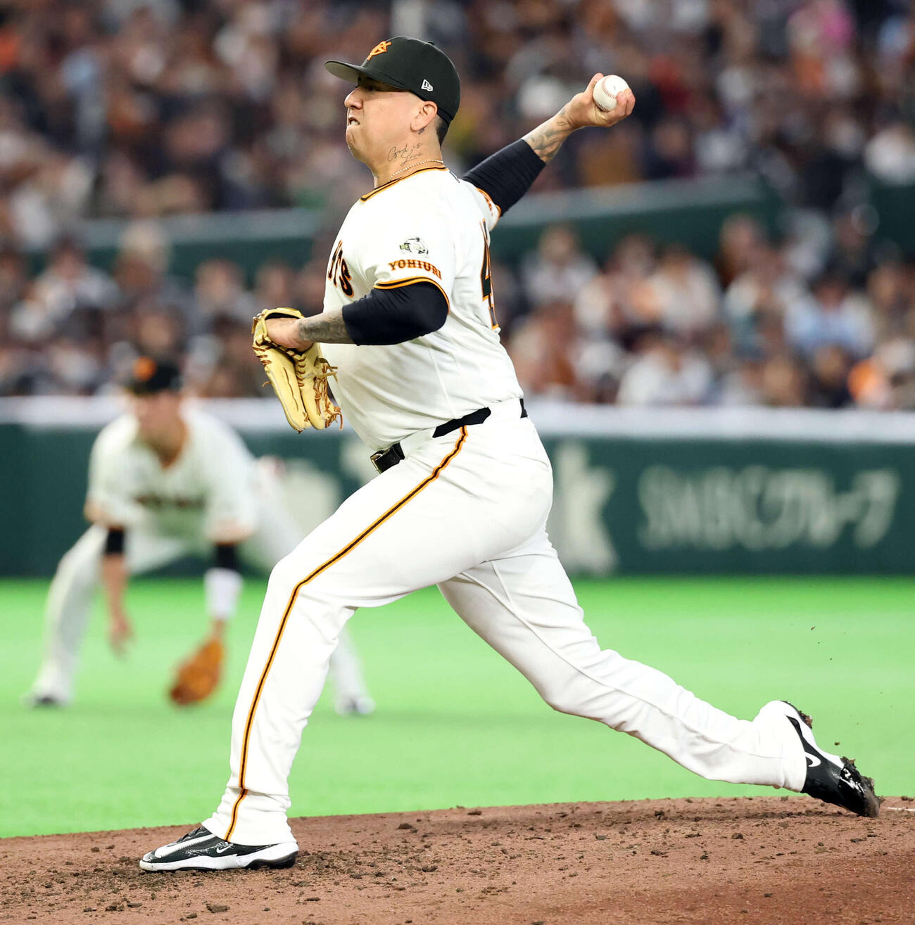 巨人対日本ハム　4回表日本ハムの攻撃で登板したマタ（撮影・浅見桂子）