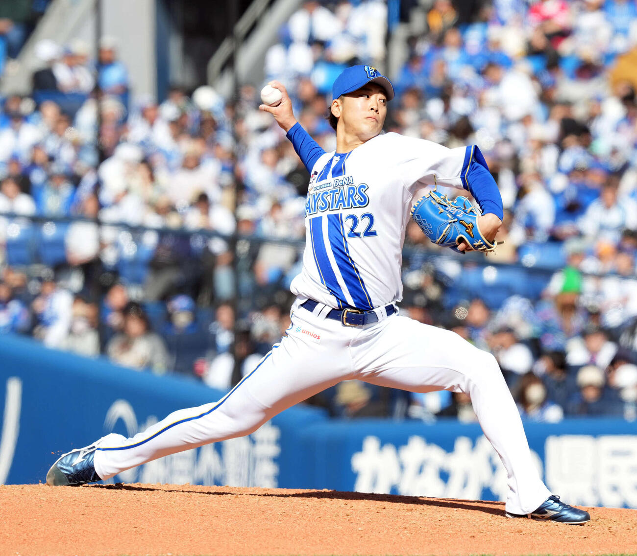 DeNA対ソフトバンク　5回からマウンドに上がったDeNA入江（撮影・たえ見朱実）