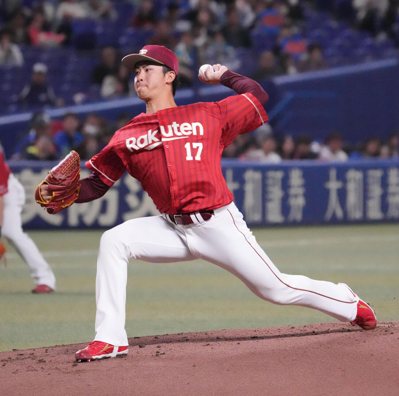 中日対楽天　1回裏、登板する楽天先発の古謝（撮影・森本幸一）