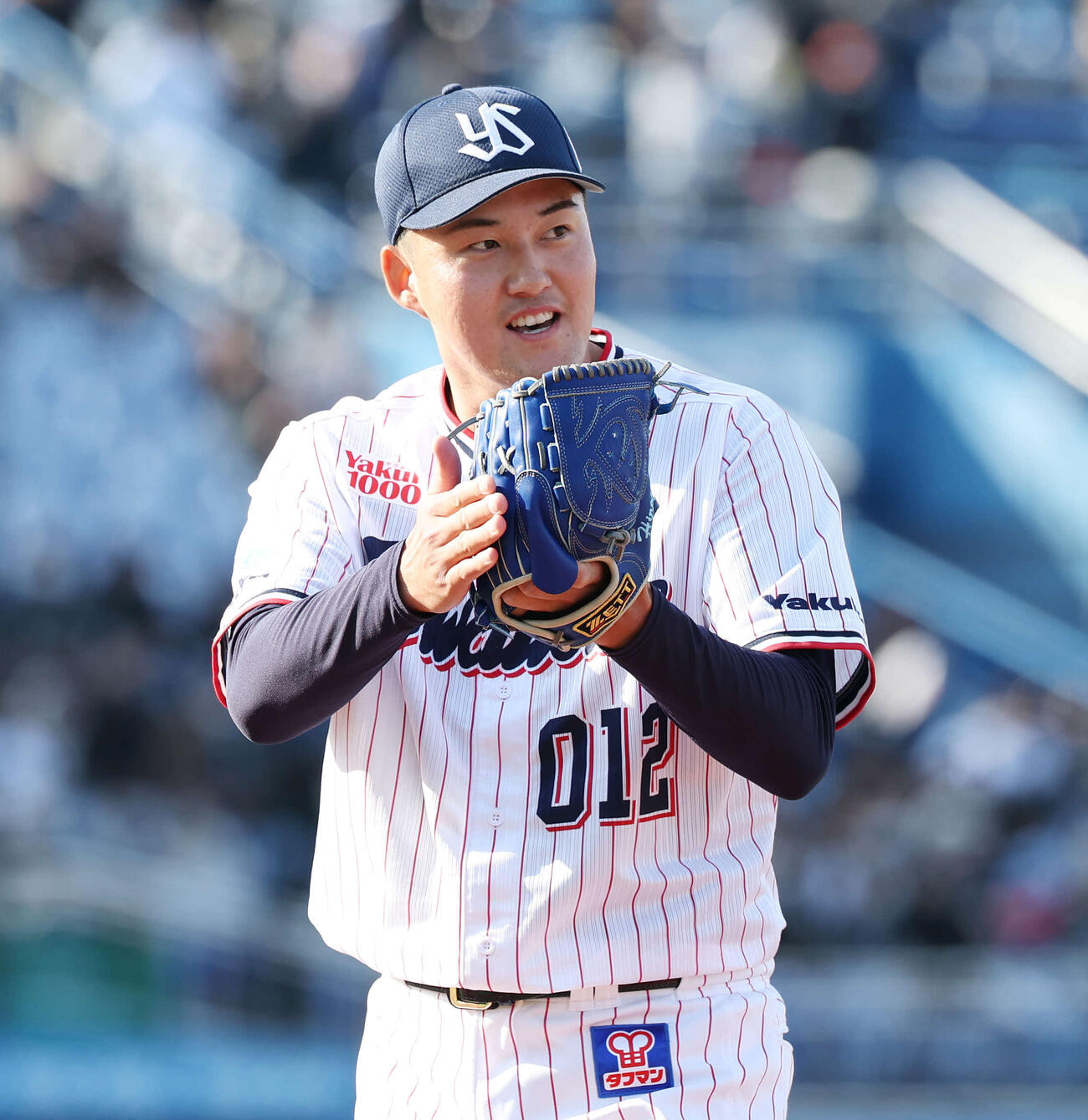 ヤクルト対オリックス　7回表を3者凡退に抑えたヤクルト広沢（撮影・宮地輝）