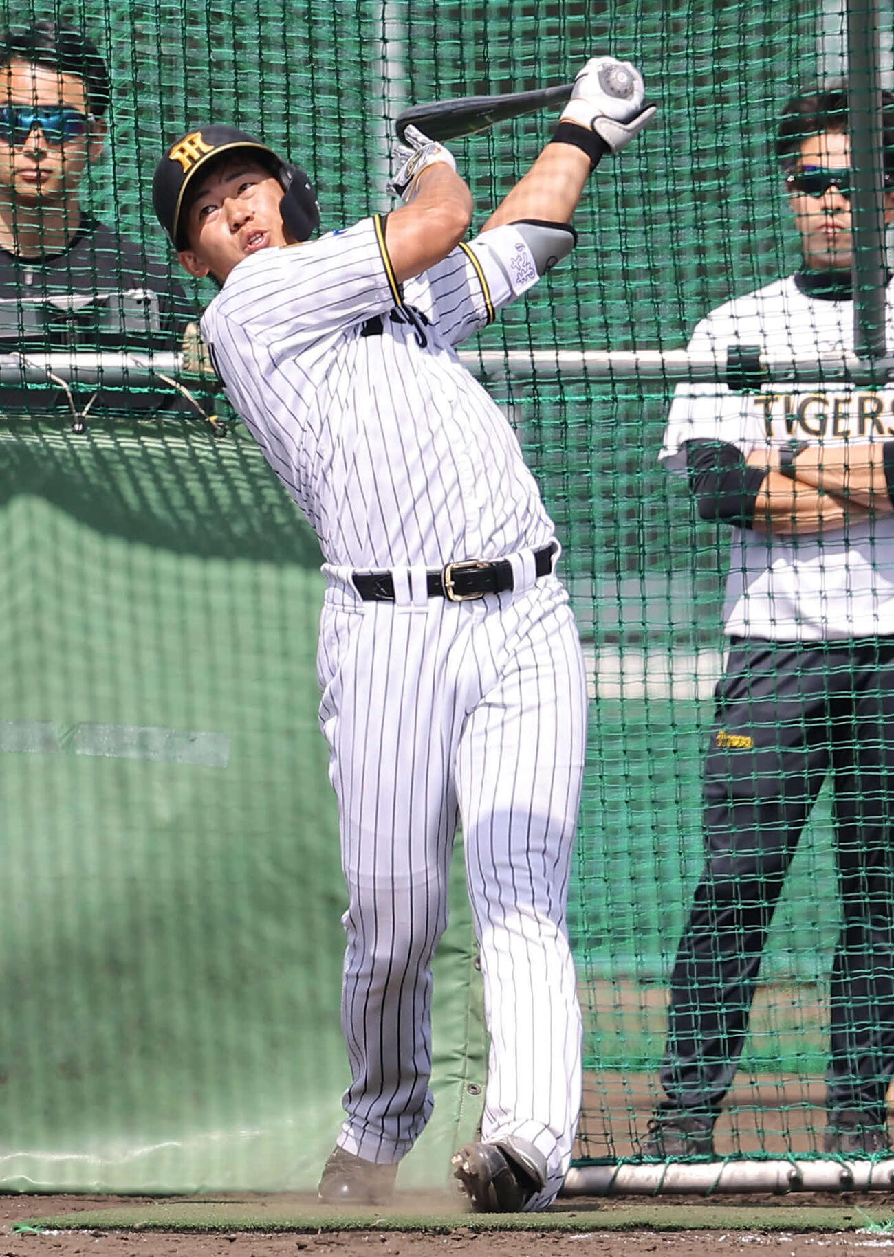 打撃練習をする阪神立石正広（撮影・上田博志）＝2026年2月24日、具志川野球場