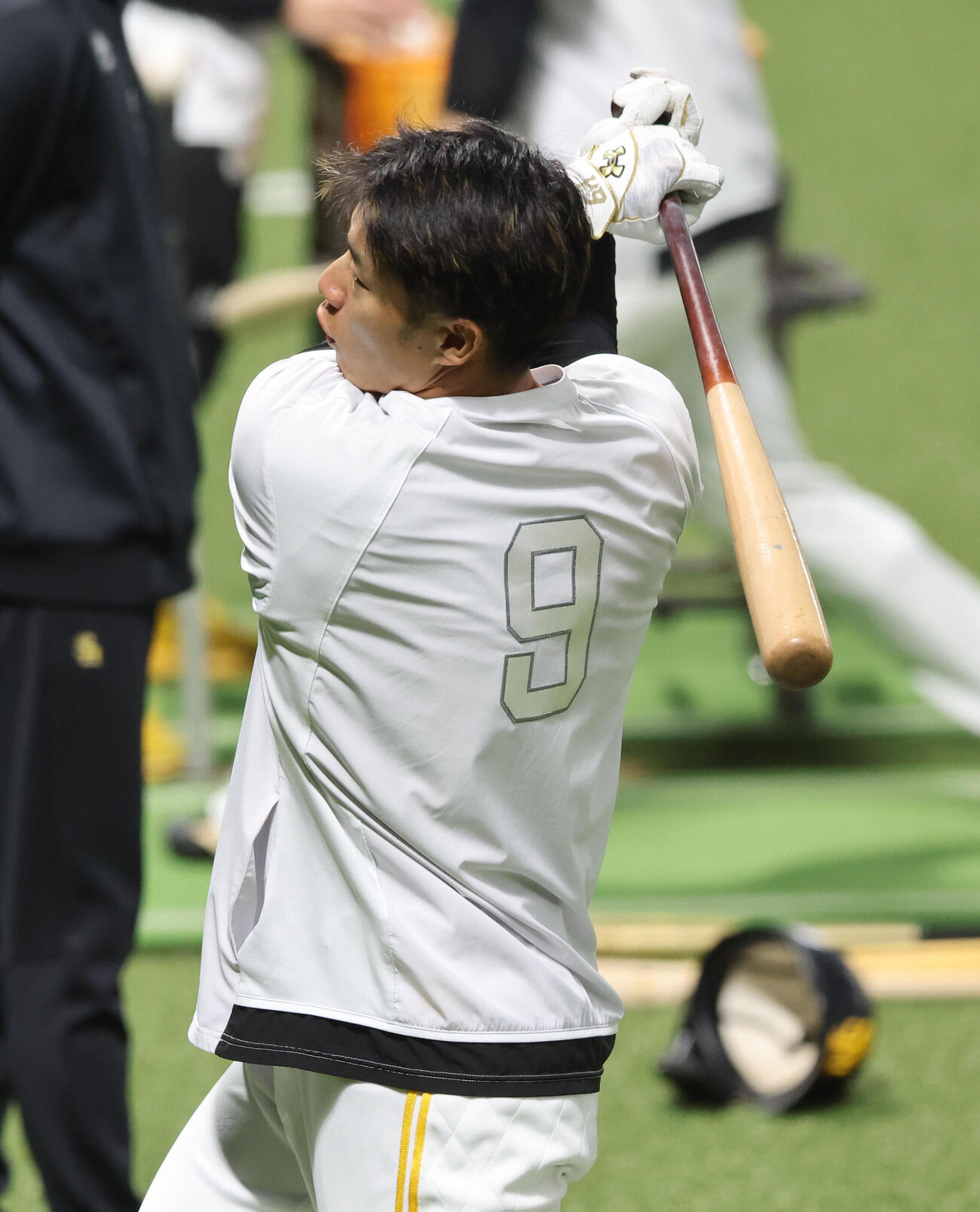 打撃練習をする柳田（撮影・梅根麻紀）