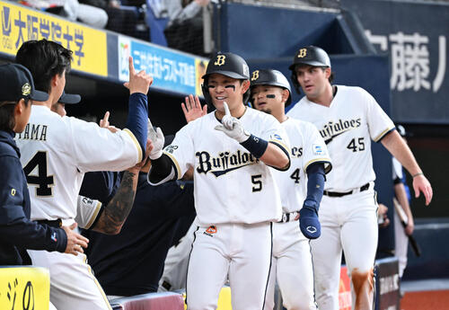 オリックス】35歳元気です、西野真弘が逆転3ラン「最高の結果」昨季