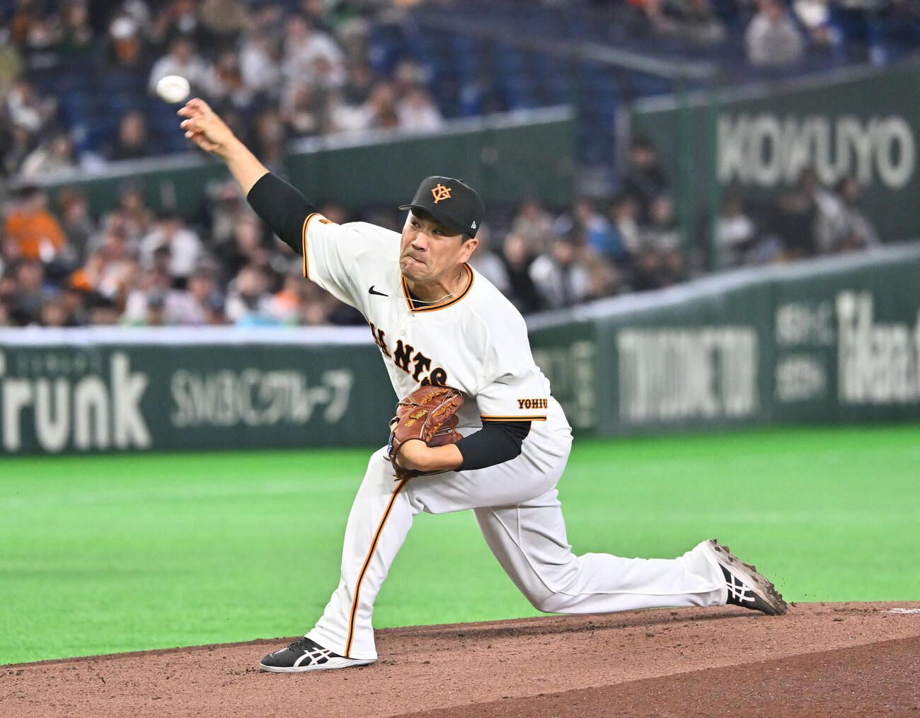 巨人対ヤクルト　巨人先発の田中将（撮影・滝沢徹郎）