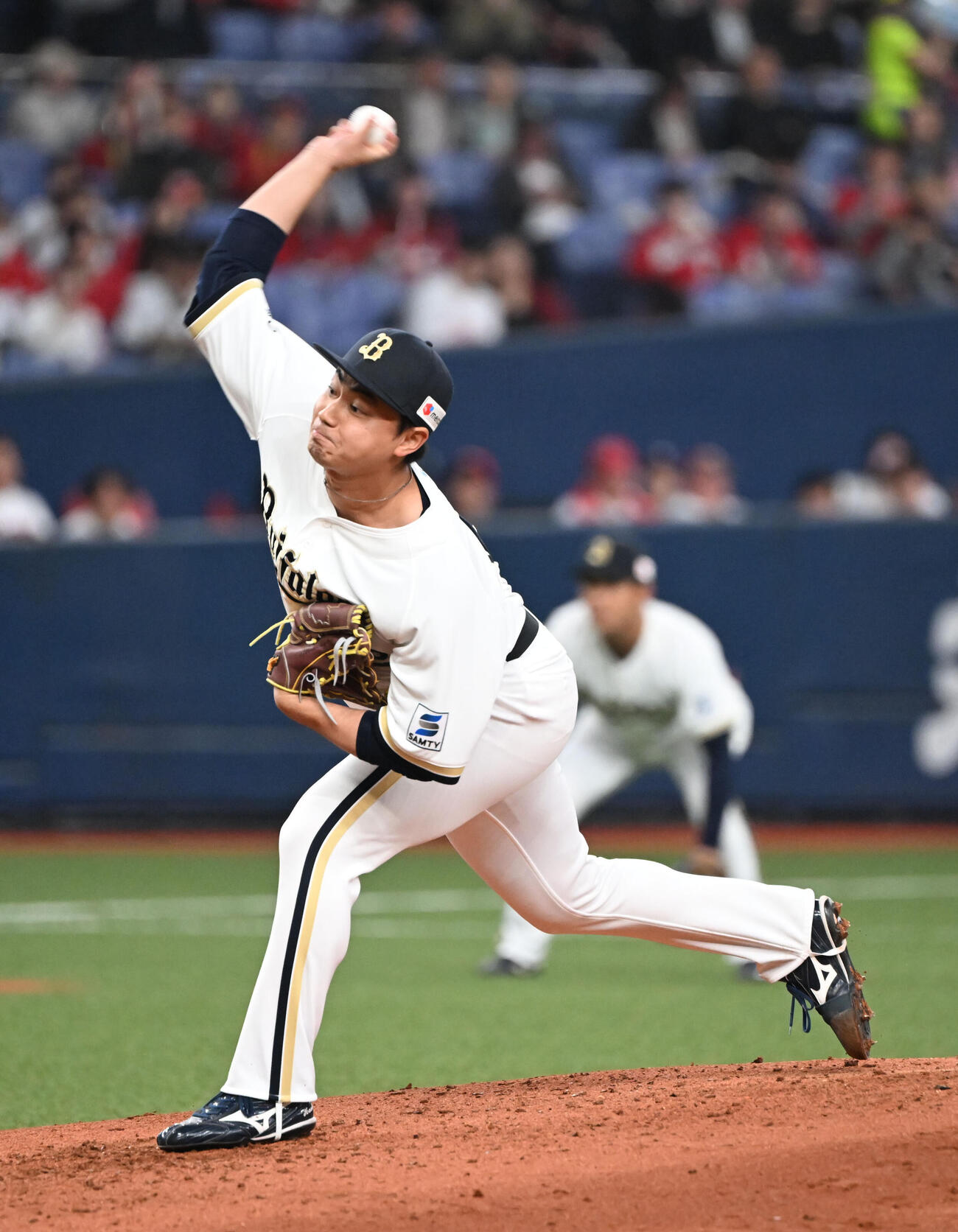オリックス対広島　6回、2番手で登板するオリックス横山楓（撮影・和賀正仁）