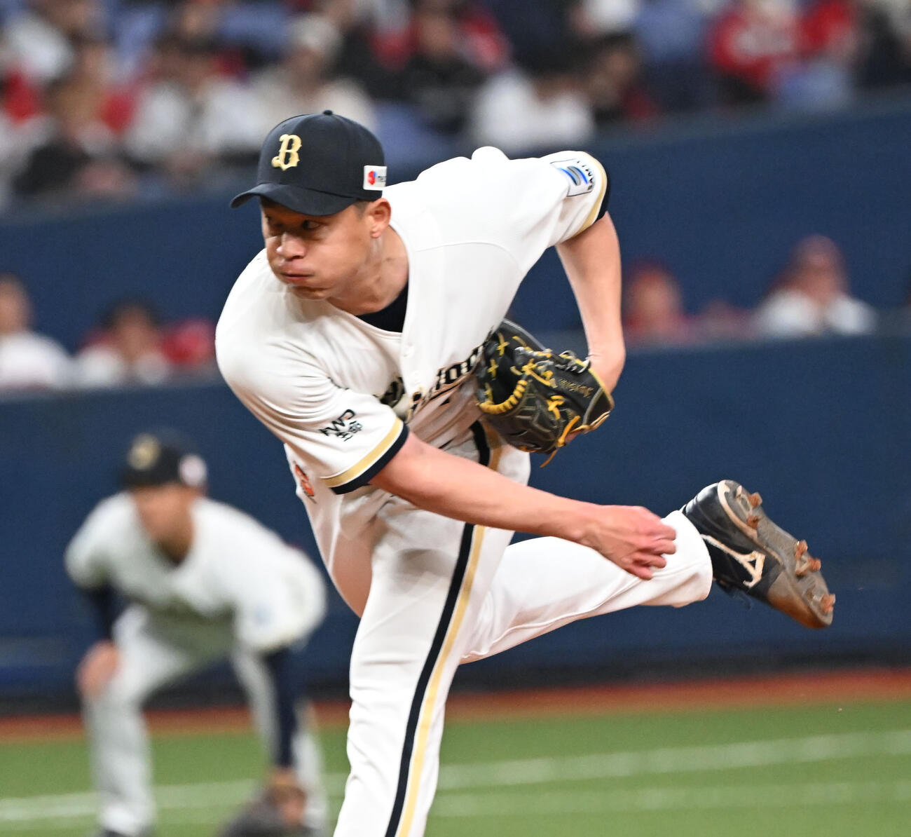 オリックス対広島　7回に登板するオリックス岩崎（撮影・和賀正仁）