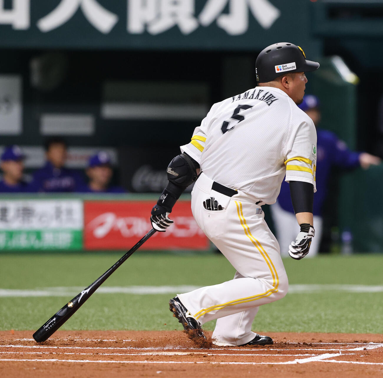 ソフトバンク対中日　1回裏ソフトバンク2死二塁、山川は左前に同点適時打を放つ（撮影・梅根麻紀）