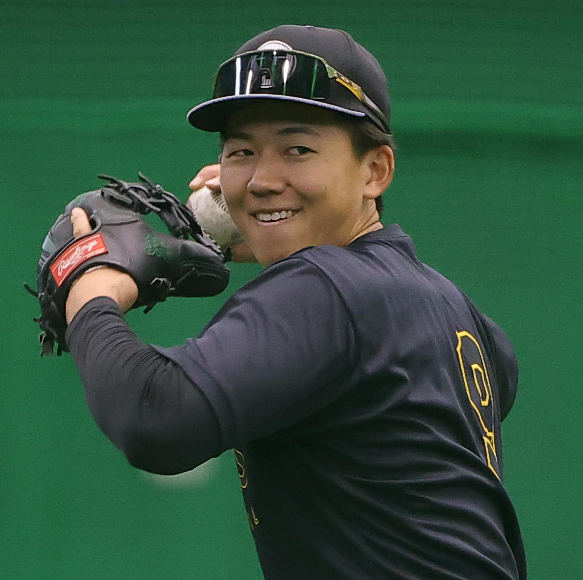 阪神対オリックス　ノックを受ける立石（撮影・上田博志）