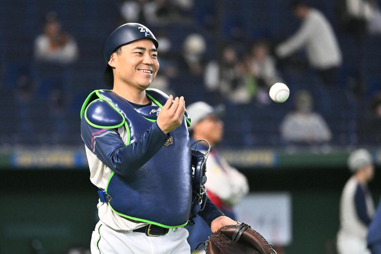 ヤクルト中村悠平（2026年3月18日撮影）