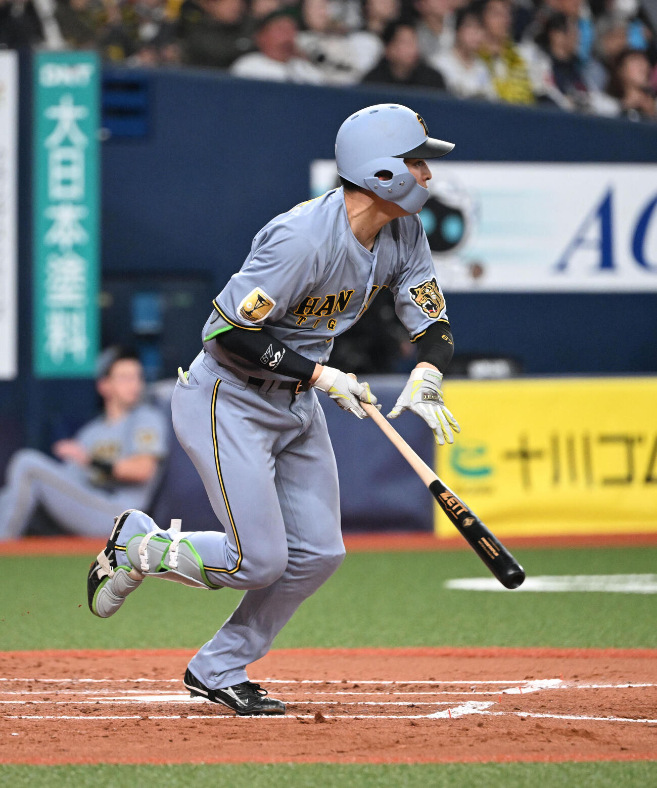オリックス対阪神　3回表阪神2死二塁、中前適時打を放つ高寺（撮影・和賀正仁）