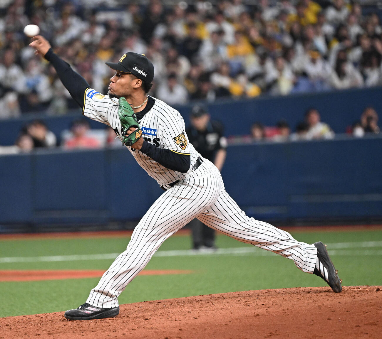 阪神対オリックス　7回に登板する阪神モレッタ（撮影・和賀正仁）