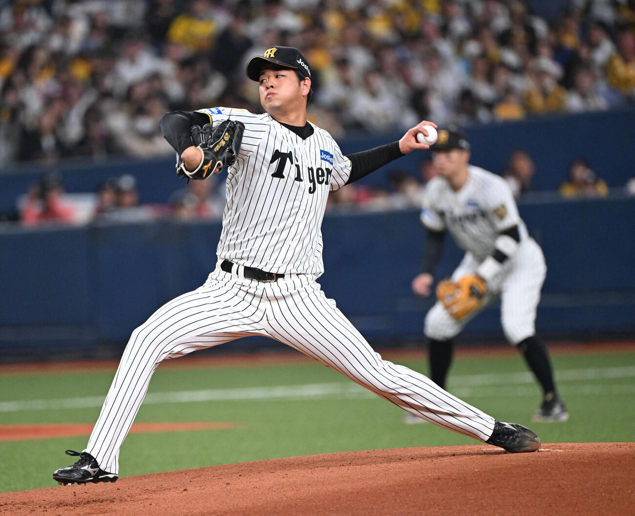 阪神対オリックス　先発する阪神高橋（撮影・和賀正仁）