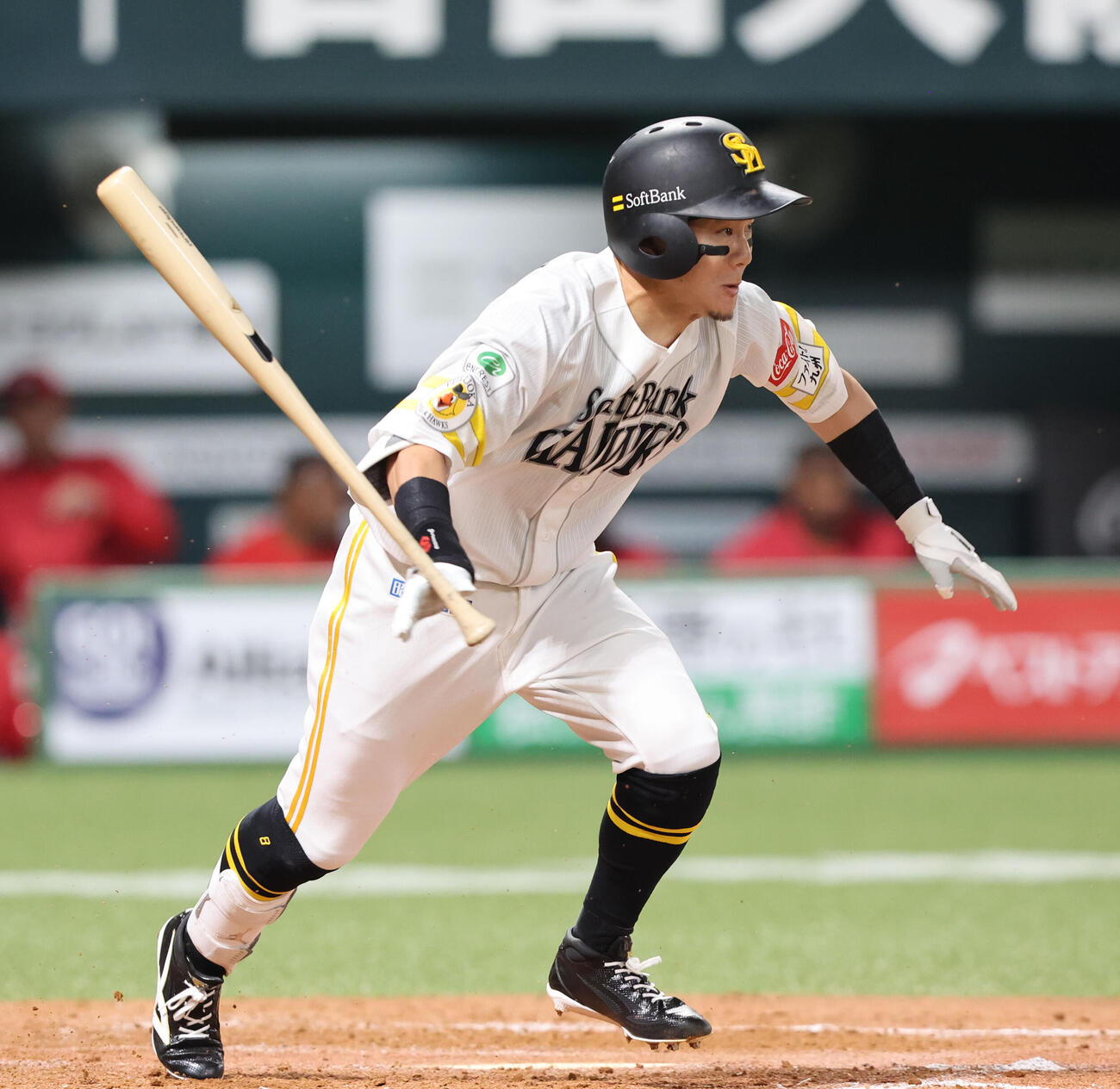 ソフトバンク対広島　4回裏ソフトバンク1死、牧原大は二内野安打を放つ（撮影・梅根麻紀）