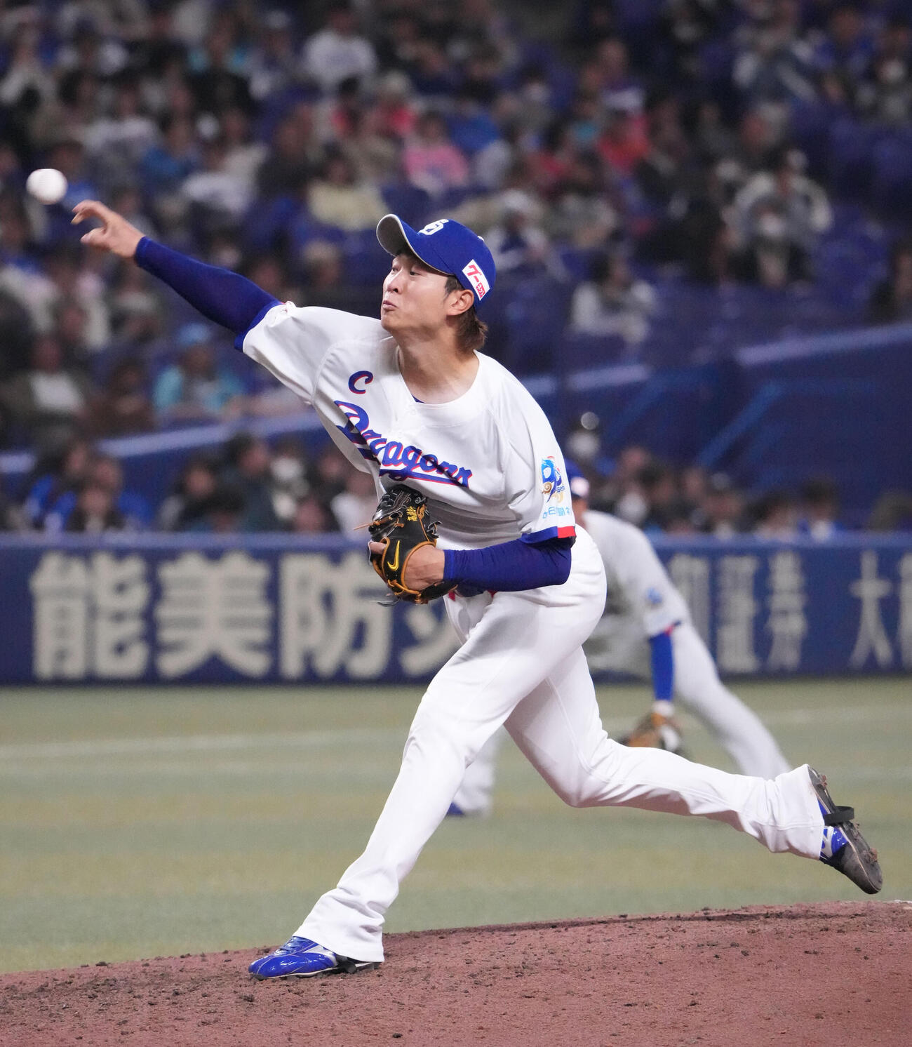 中日対ロッテ　8回表、力投する中日2番手の高橋宏（撮影・森本幸一）