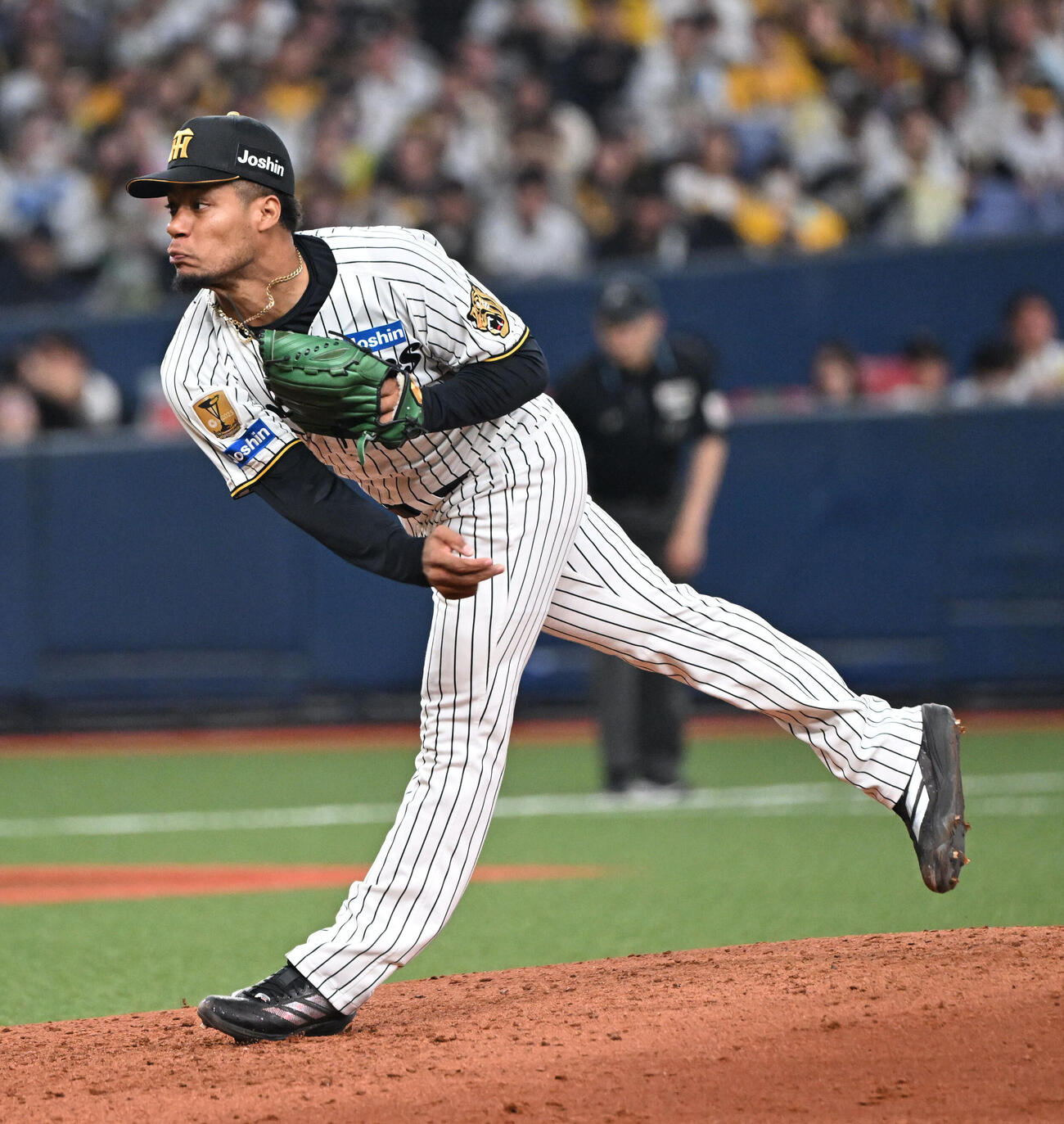 阪神対オリックス　7回に登板する阪神モレッタ（撮影・和賀正仁）