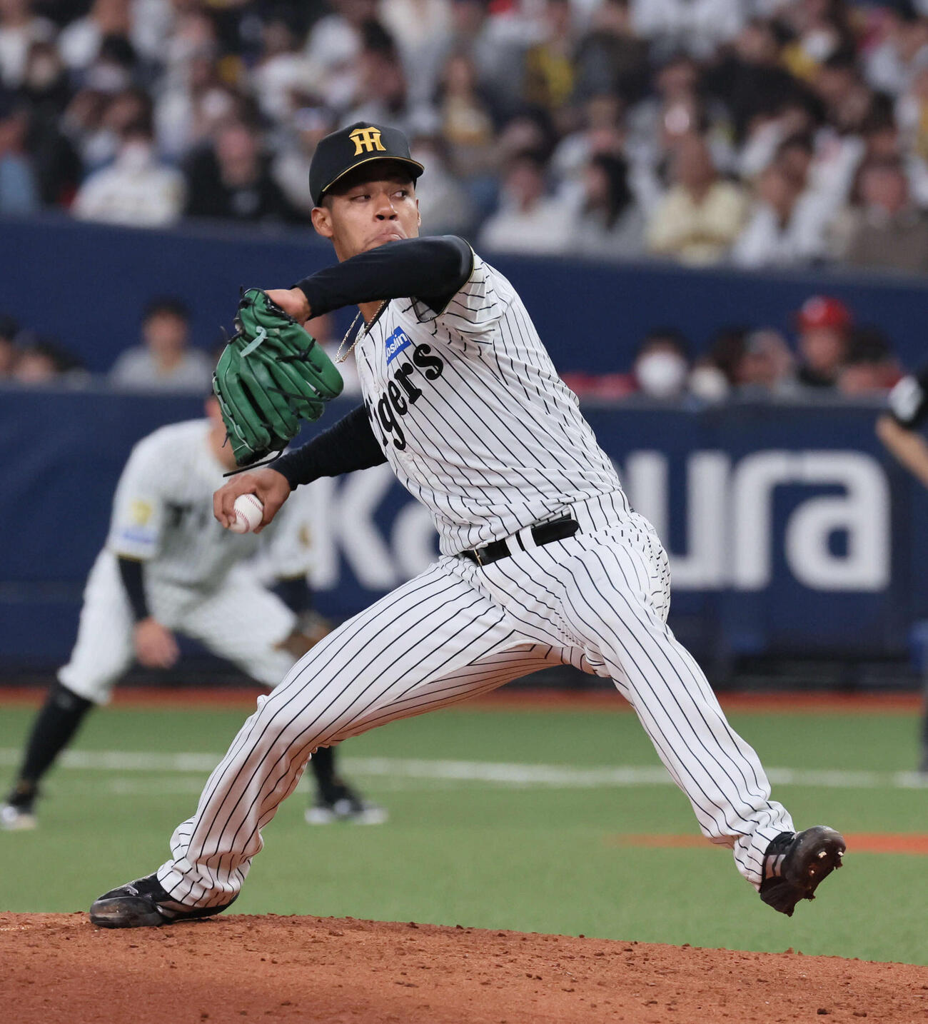 阪神対オリックス　阪神3番手のモレッタ（撮影・宮崎幸一）