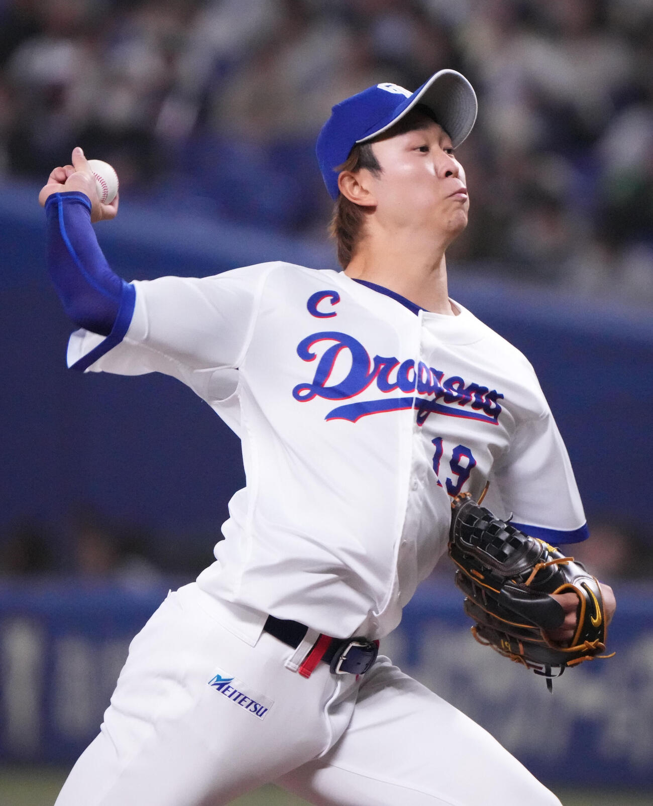 中日対ロッテ　6回表、中日2番手で登板する高橋宏（撮影・森本幸一）