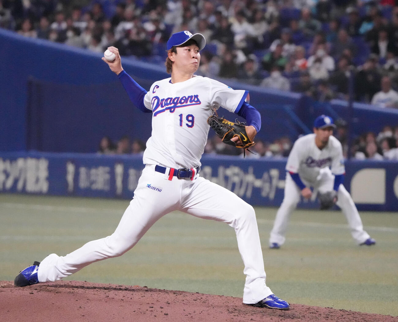 中日対ロッテ　6回表、中日2番手で登板する高橋宏（撮影・森本幸一）