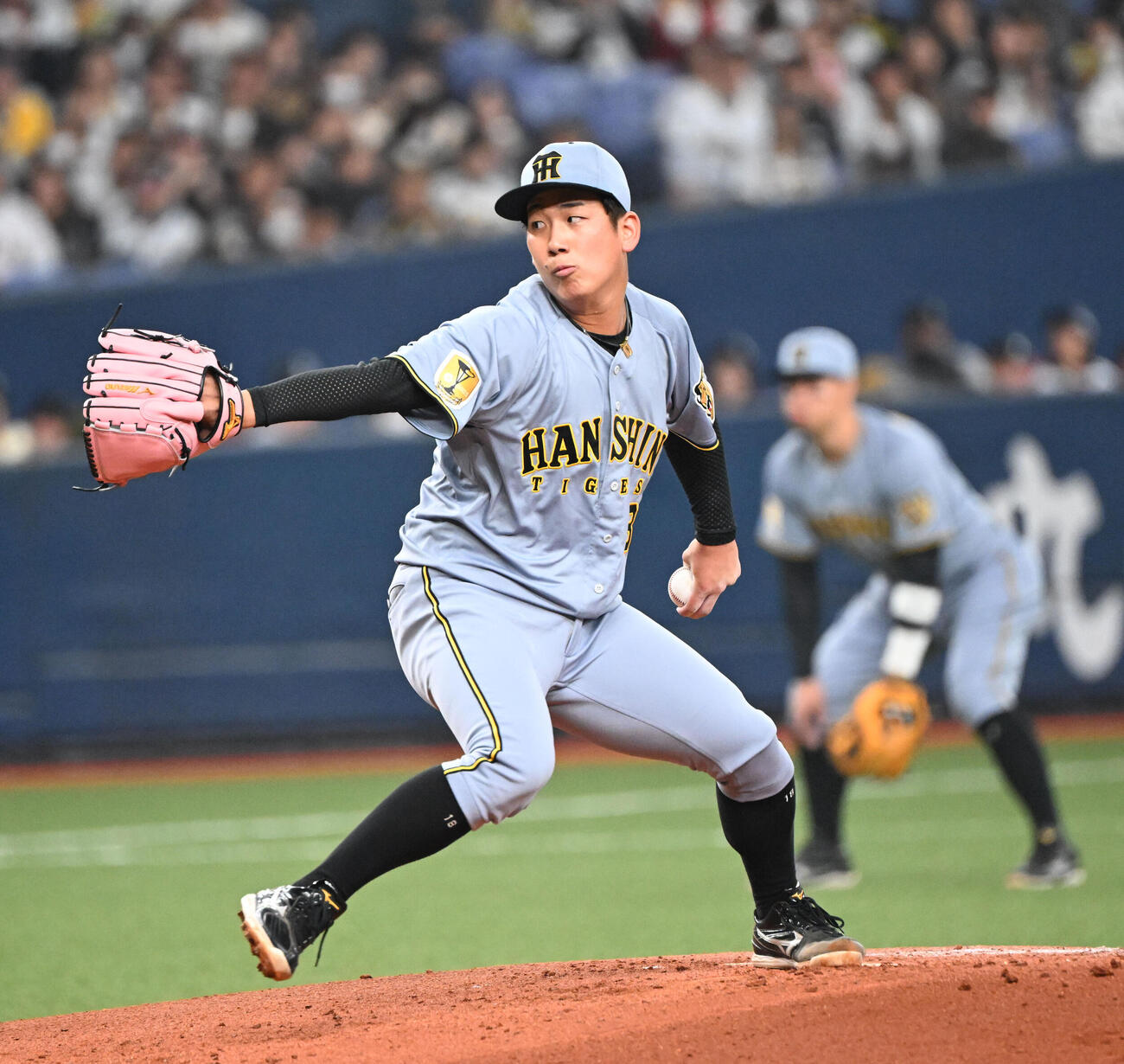 オリックス対阪神　先発する阪神伊原（撮影・和賀正仁）