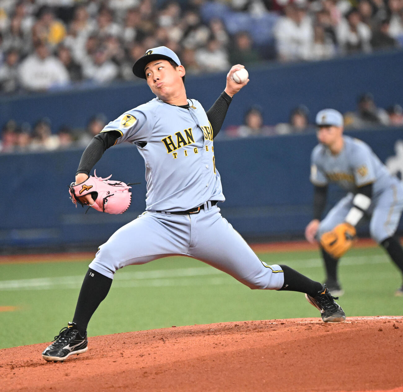 オリックス対阪神　先発する阪神伊原（撮影・和賀正仁）