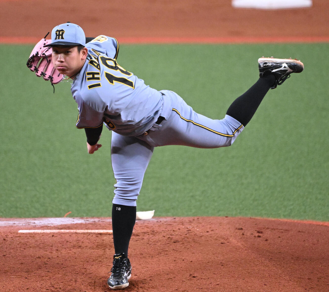 オリックス対阪神　先発する阪神伊原（撮影・和賀正仁）