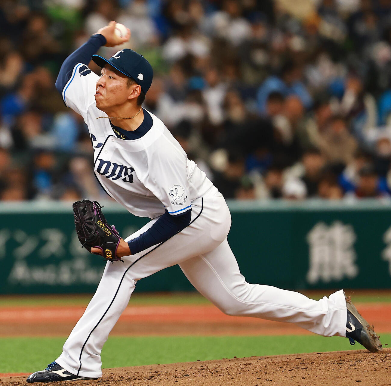 西武対DeNA　力投する西武成田（撮影・野上伸悟）