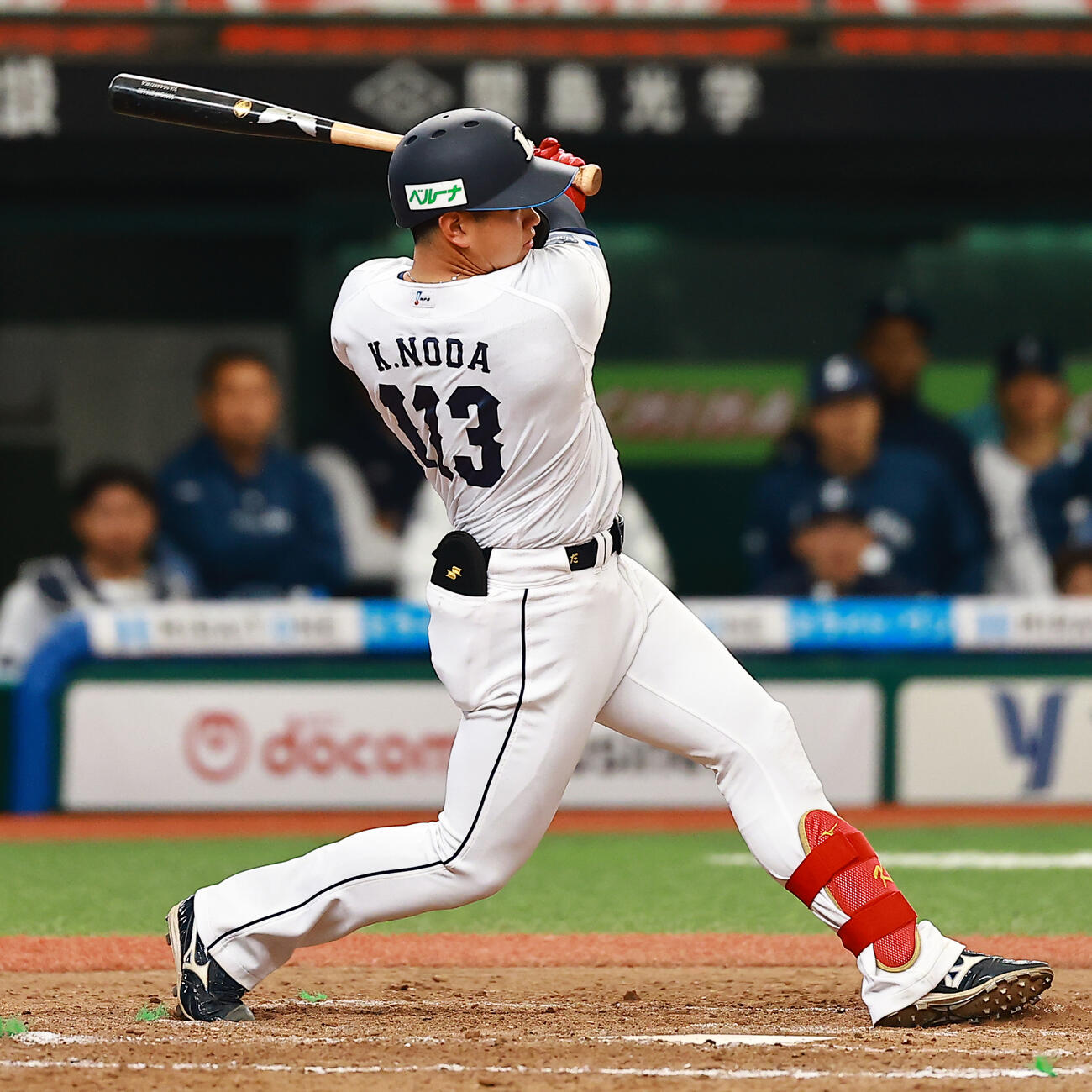 西武対DeNA 8回裏西武2死、右前打を放つ野田（撮影・野上伸悟）