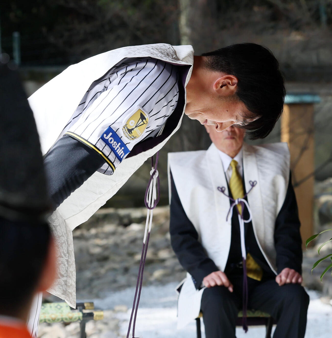 広田神社を参拝した阪神藤川監督（撮影・加藤哉）