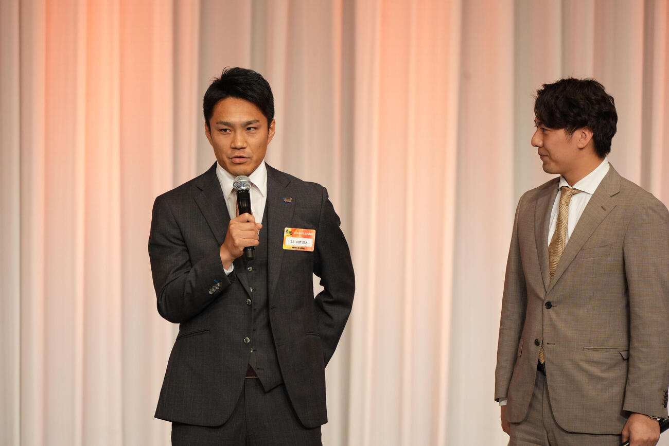 2026読売巨人激励会であいさつする則本昂大（代表撮影）