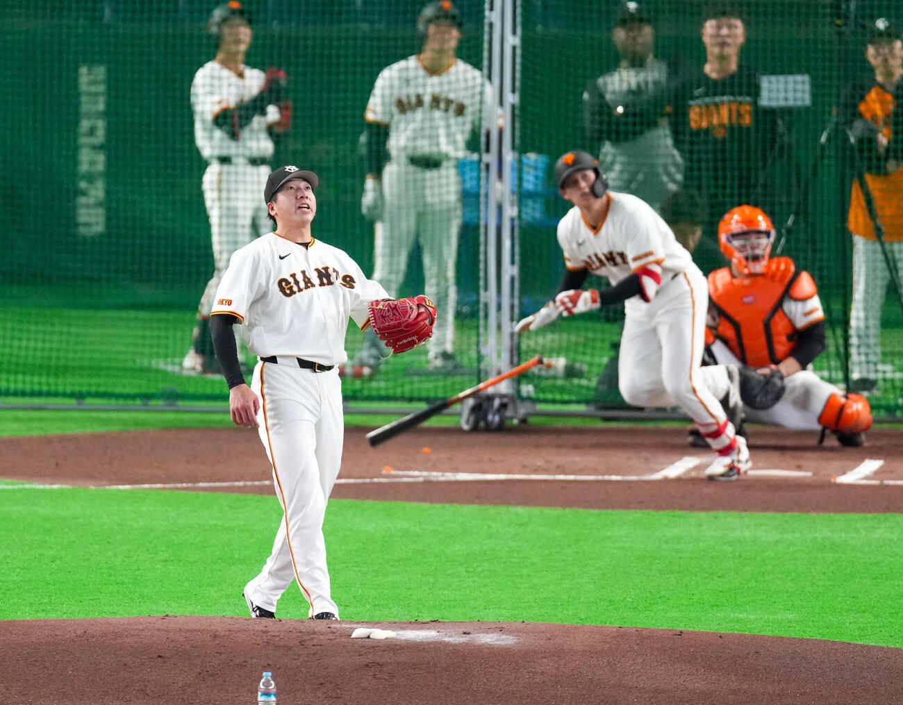 ライブBPで増田陸に本塁打を浴びる大勢（撮影・増田悦実）