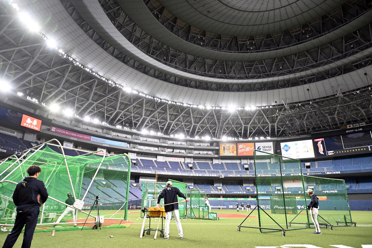 前日練習をするオリックスナイン（撮影・和賀正仁）