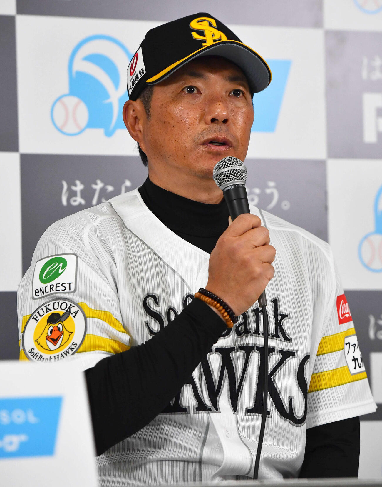 開幕前日会見を行うソフトバンク小久保監督（撮影・岩下翔太）