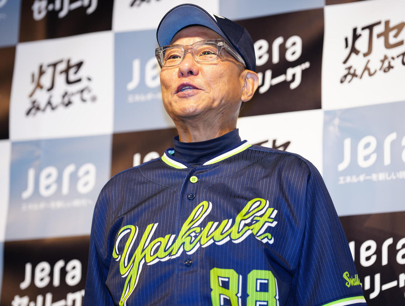 前日会見で質問に答えるヤクルト池山監督（撮影・鈴木みどり）