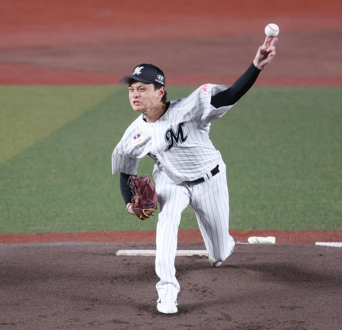 ロッテ対西武　ロッテ先発の毛利（撮影・宮地輝）