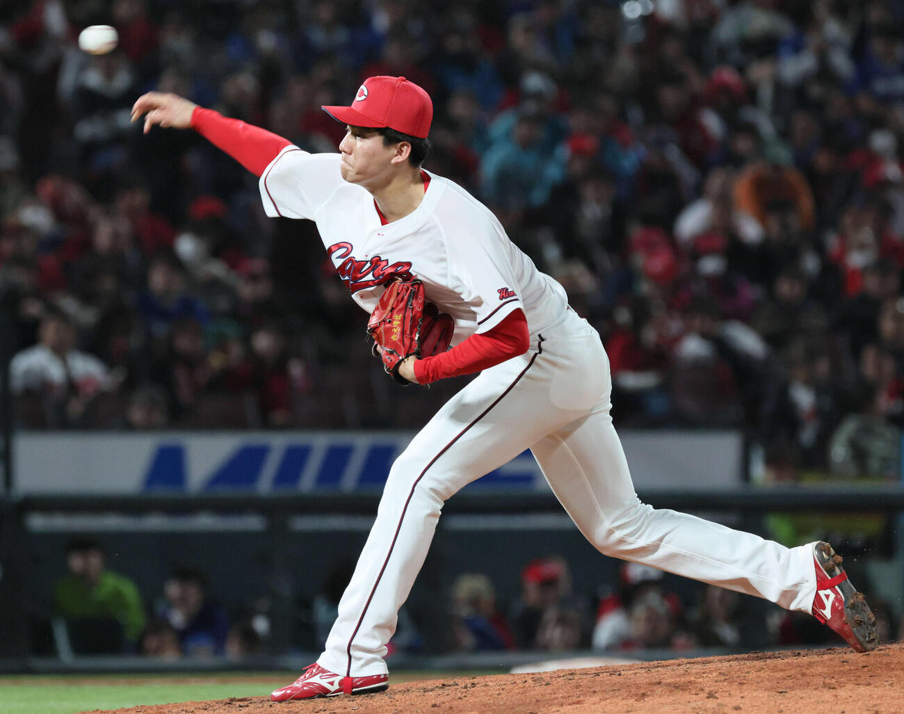 広島対中日　9回表中日、広島5番手の赤木はプロ初登板（撮影・加藤孝規）