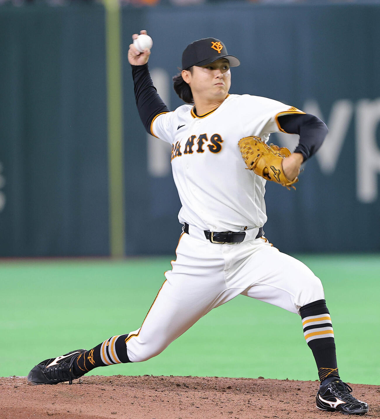 巨人対阪神　巨人4番手の田中（撮影・上田博志）