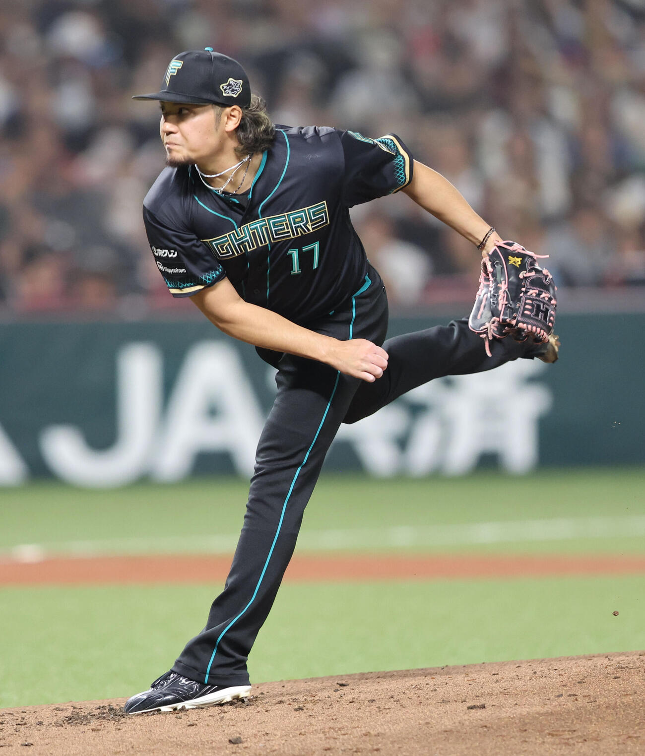 ソフトバンク対日本ハム　先発の日本ハム伊藤（撮影・梅根麻紀）