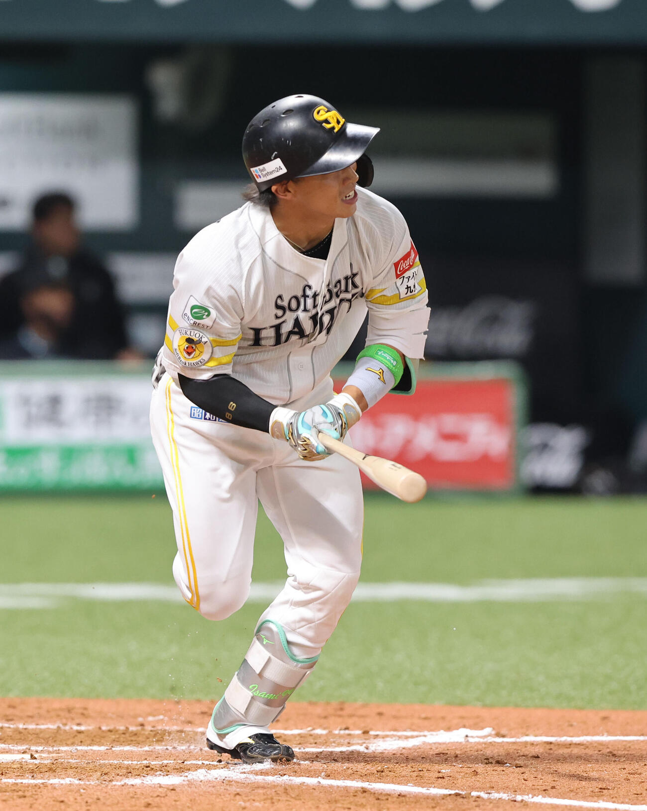 ソフトバンク対日本ハム　8回裏ソフトバンク無死、野村は中前打を放つ（撮影・梅根麻紀）