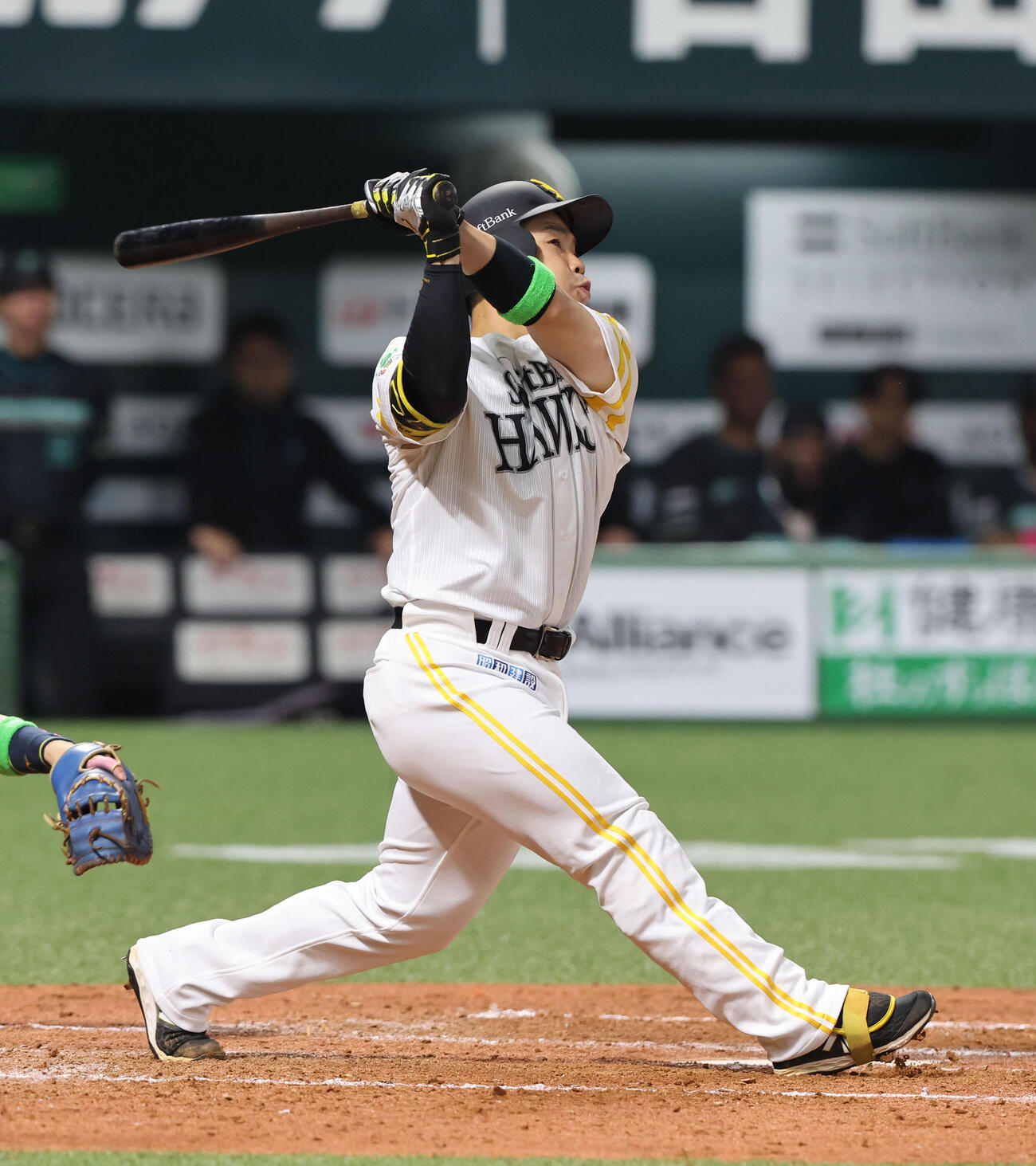 ソフトバンク対日本ハム　3回裏ソフトバンク1死、近藤は右越えに同点本塁打を放つ（撮影・梅根麻紀）
