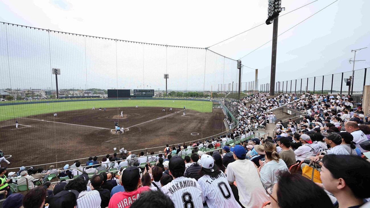 昨年の袖ケ浦球場で行われたファーム戦（球団提供）