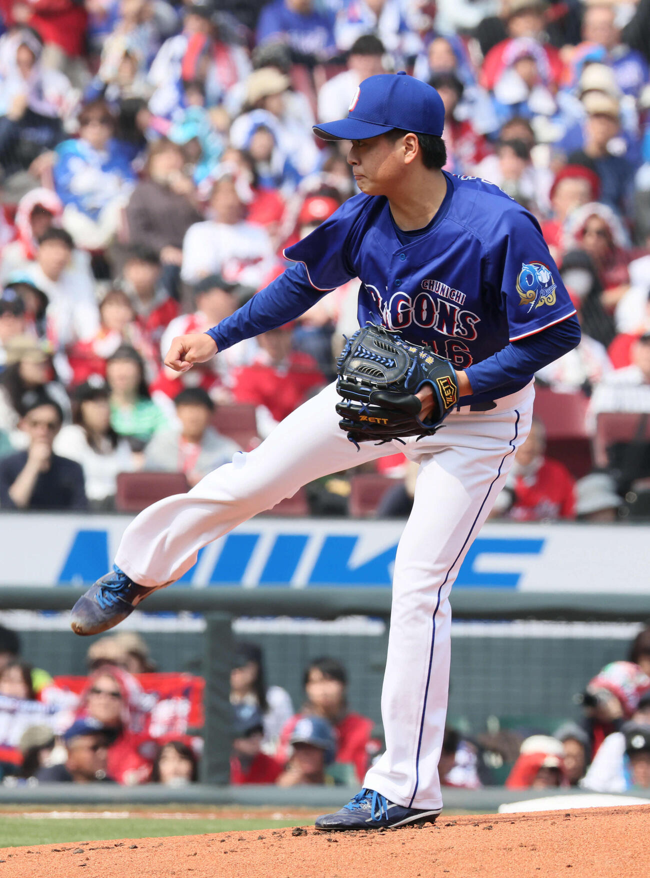 広島対中日　中日先発の桜井（撮影・加藤孝規）