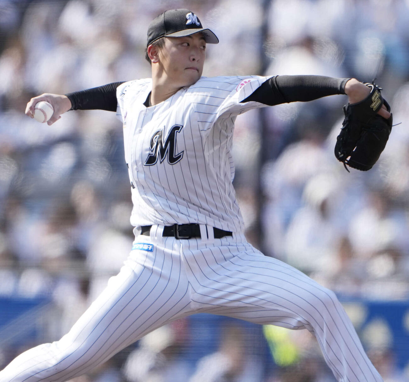 ロッテ対西武　ロッテ先発の田中（撮影・小島史椰）