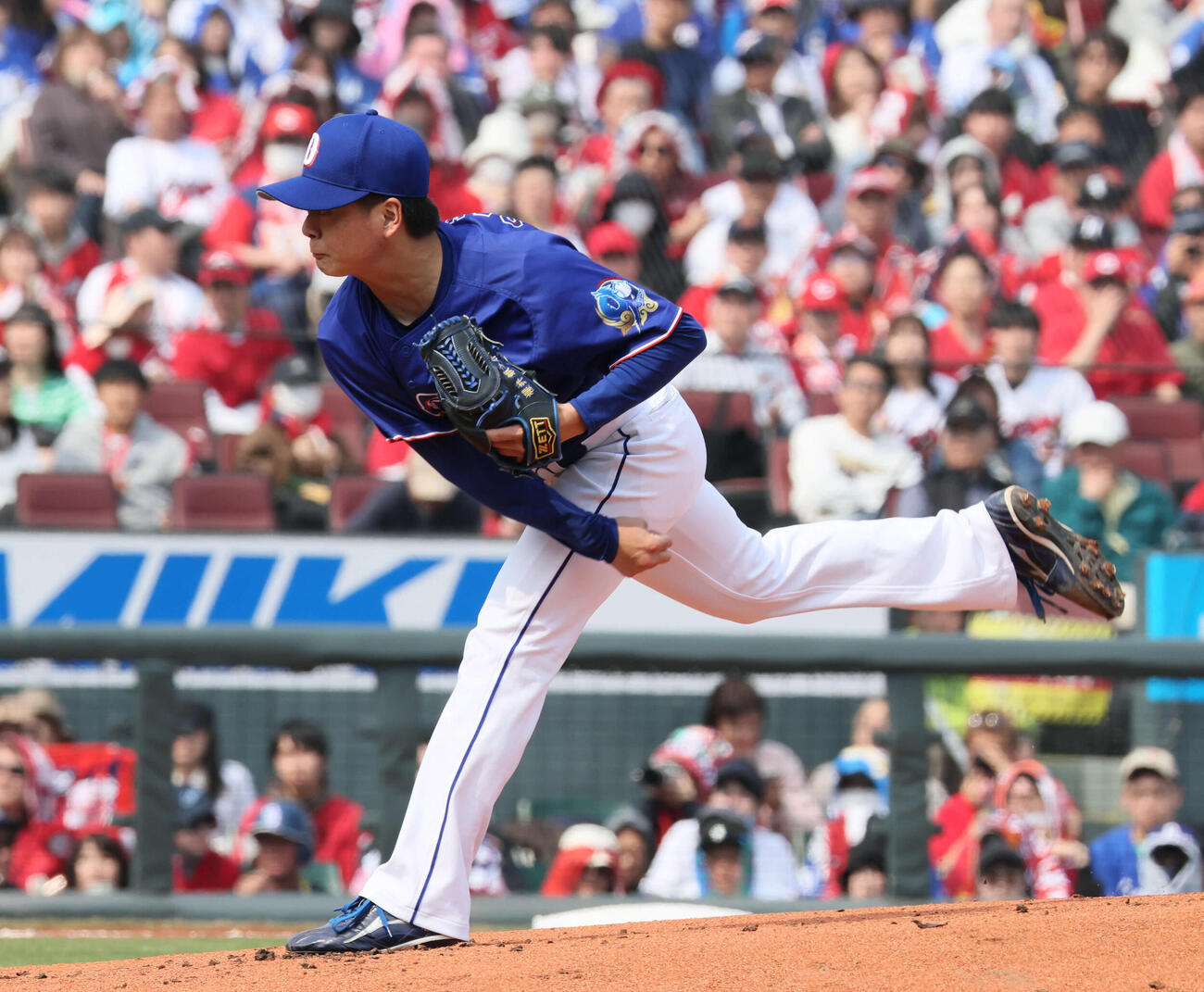 広島対中日　中日先発の桜井（撮影・加藤孝規）