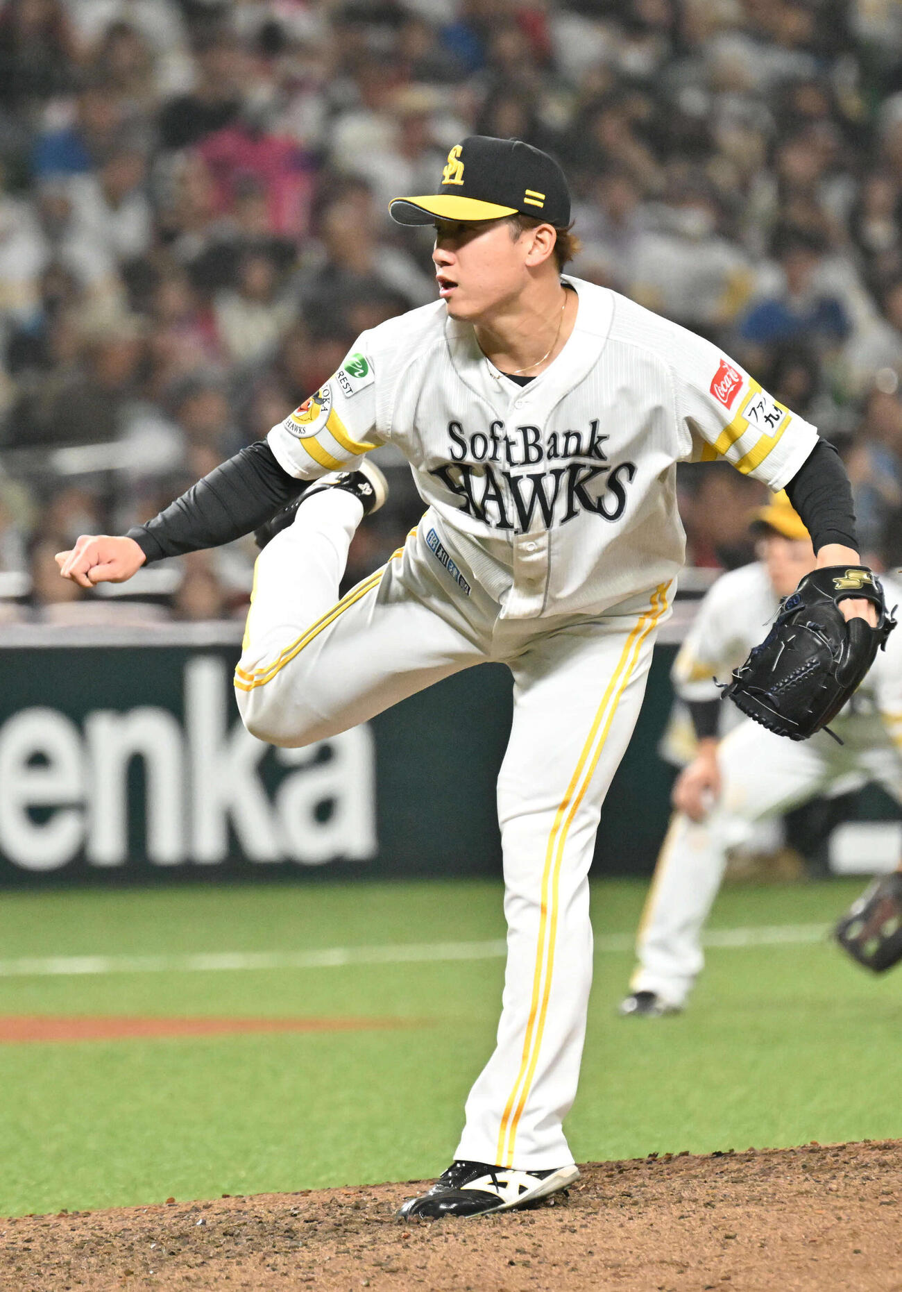 ソフトバンク対日本ハム　ソフトバンク2番手投手の木村光（撮影・林敢治）