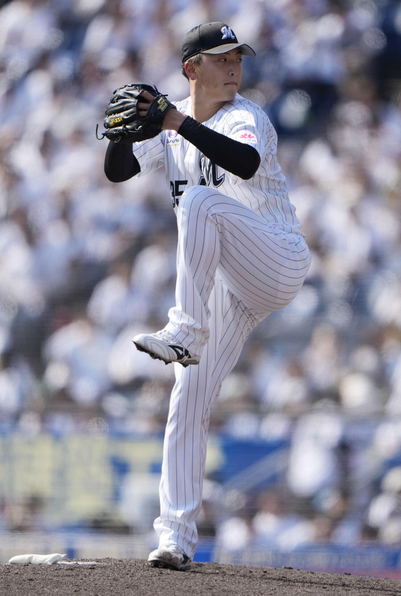 ロッテ対西武　ロッテ先発の田中（撮影・小島史椰）