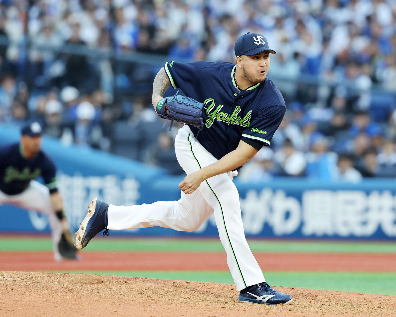 DeNA対ヤクルト　力投するヤクルト3番手のキハダ（撮影・鈴木正人）　